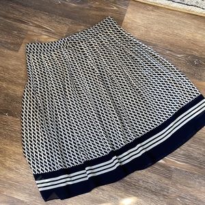 Talbots Skirt Navy Blue & Cream size 6P